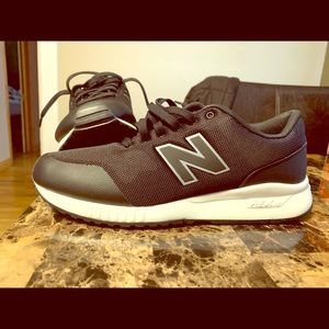 New Balance mens 005v1 sneakers